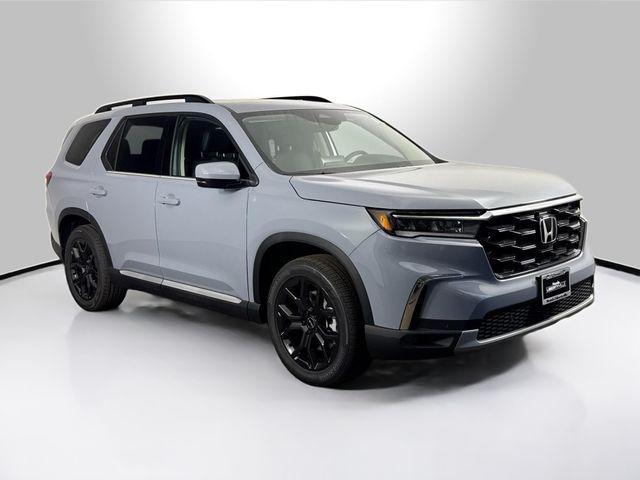 new 2025 Honda Pilot car, priced at $48,166
