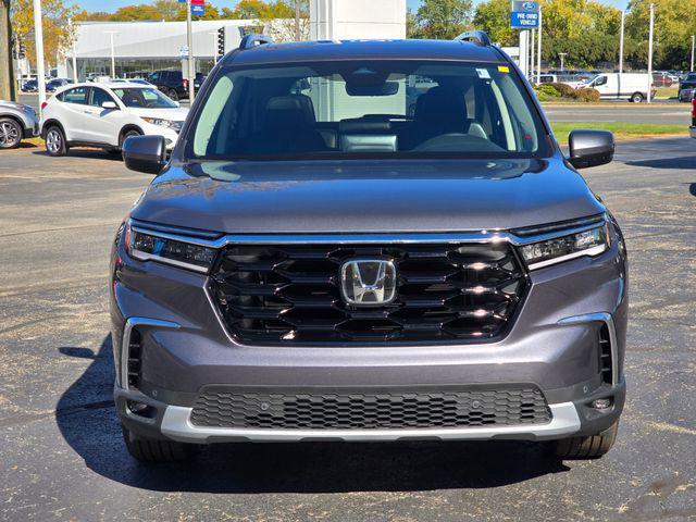 new 2025 Honda Pilot car, priced at $46,926