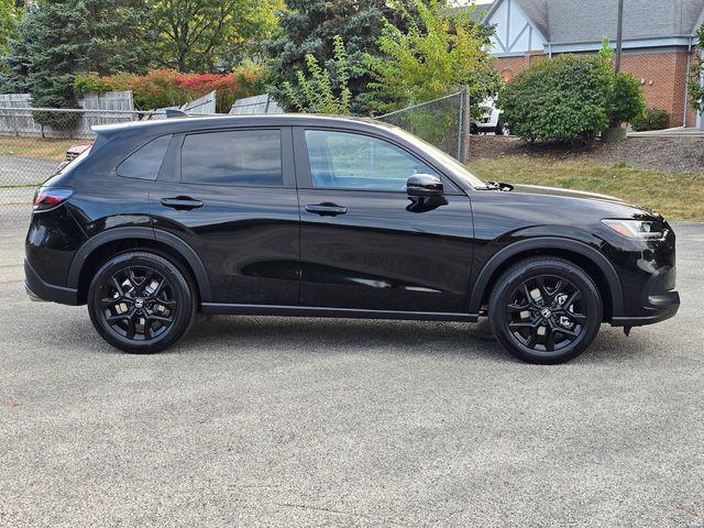 new 2025 Honda HR-V car, priced at $27,308