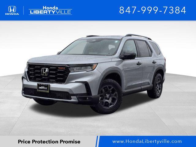 new 2025 Honda Pilot car, priced at $50,795