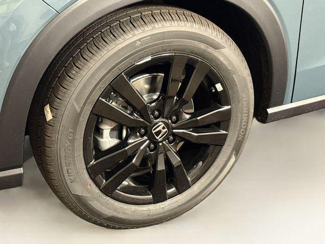 new 2026 Honda HR-V car, priced at $30,350
