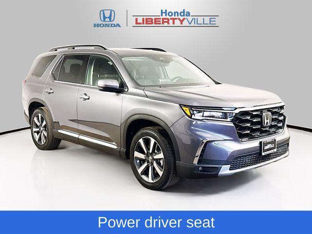 new 2025 Honda Pilot car, priced at $51,050