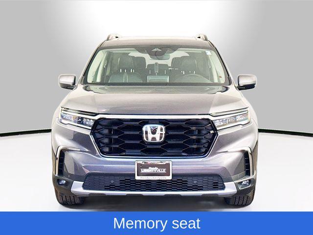 new 2025 Honda Pilot car, priced at $46,231