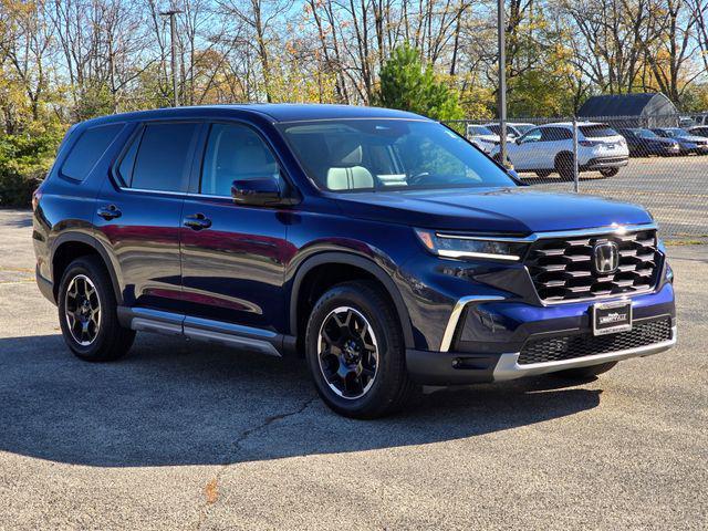 new 2025 Honda Pilot car, priced at $47,725