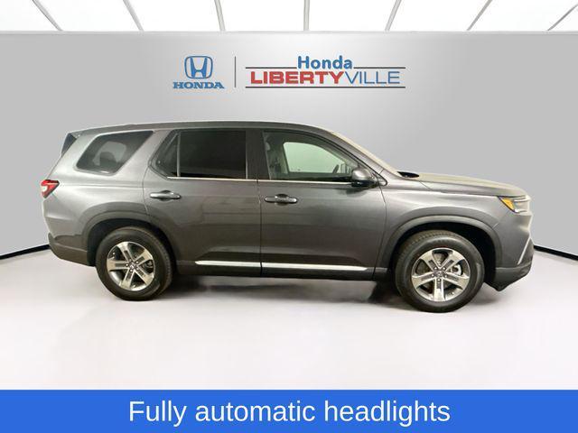 new 2025 Honda Pilot car, priced at $44,268