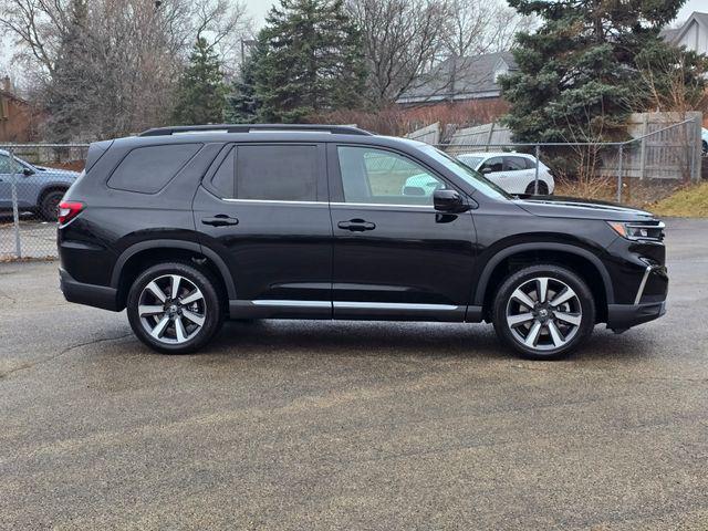 new 2025 Honda Pilot car, priced at $46,926