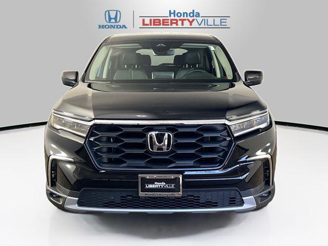 new 2025 Honda Pilot car, priced at $44,913