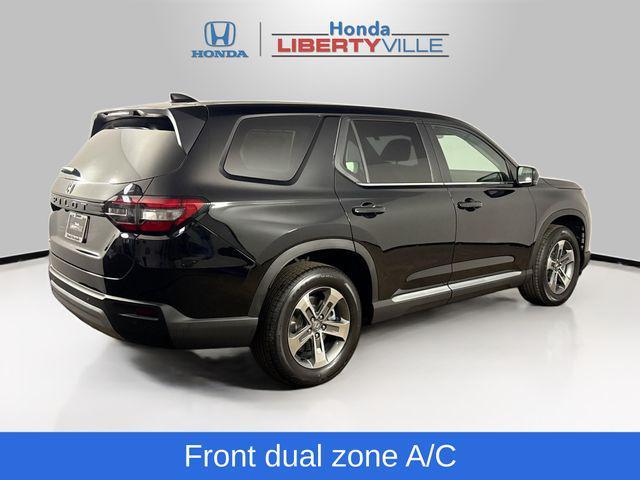 new 2025 Honda Pilot car, priced at $44,913