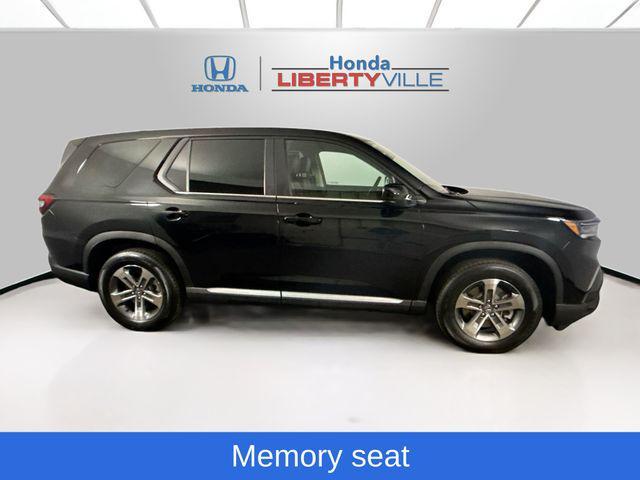 new 2025 Honda Pilot car, priced at $44,913