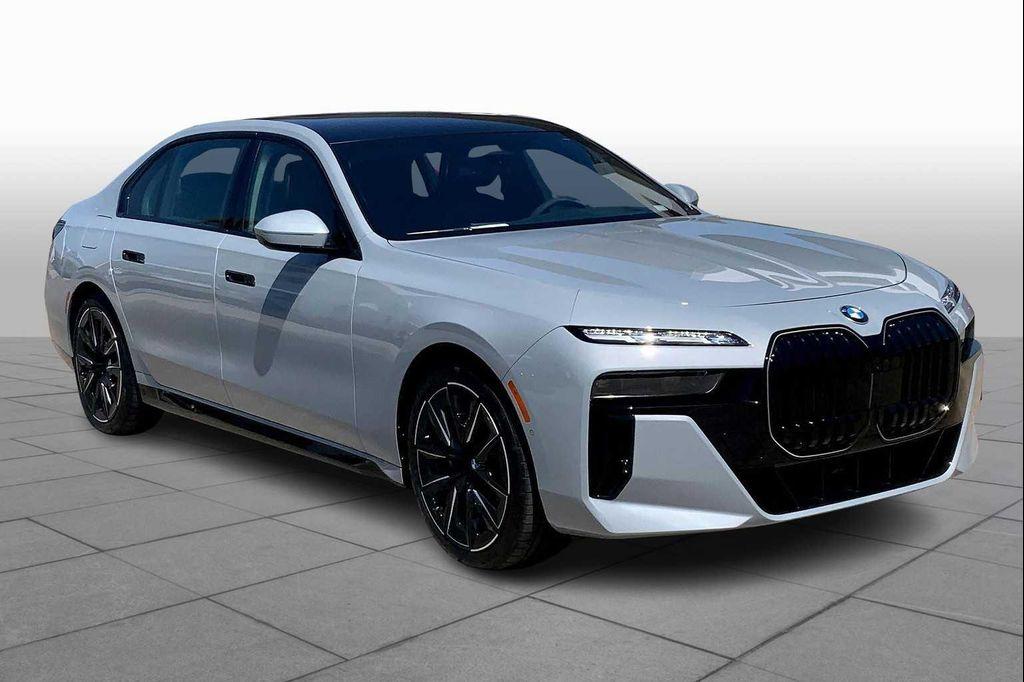 new 2025 BMW 760 car, priced at $140,350