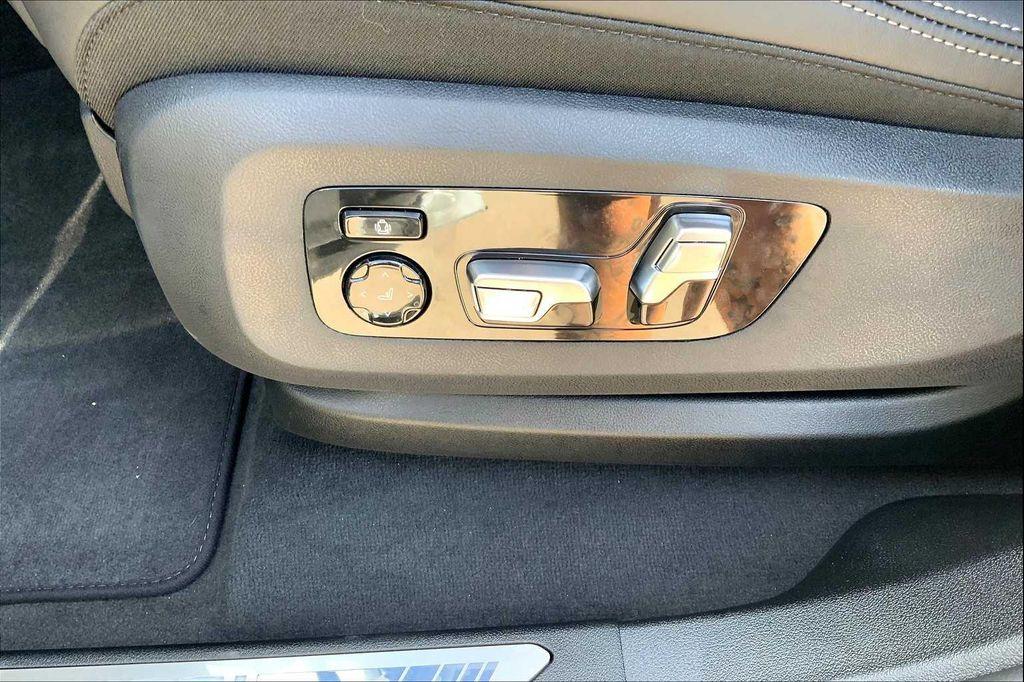 new 2026 BMW X6 car, priced at $105,875