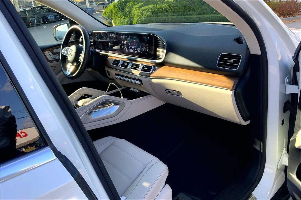 used 2022 Mercedes-Benz GLE 450 car, priced at $50,990