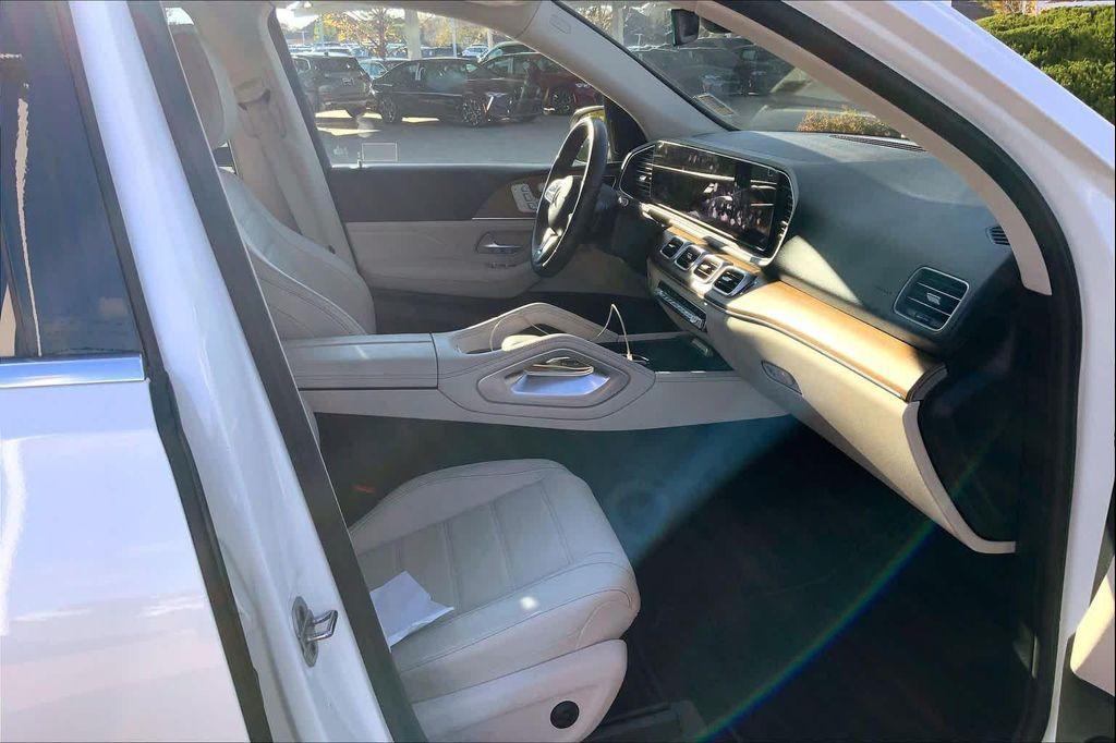 used 2022 Mercedes-Benz GLE 450 car, priced at $50,990