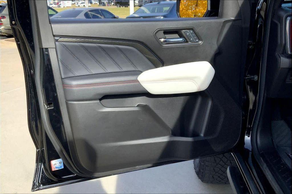 used 2024 GMC Canyon car, priced at $45,990