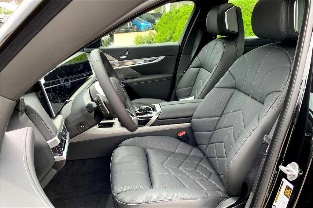 new 2025 BMW 760 car, priced at $129,980