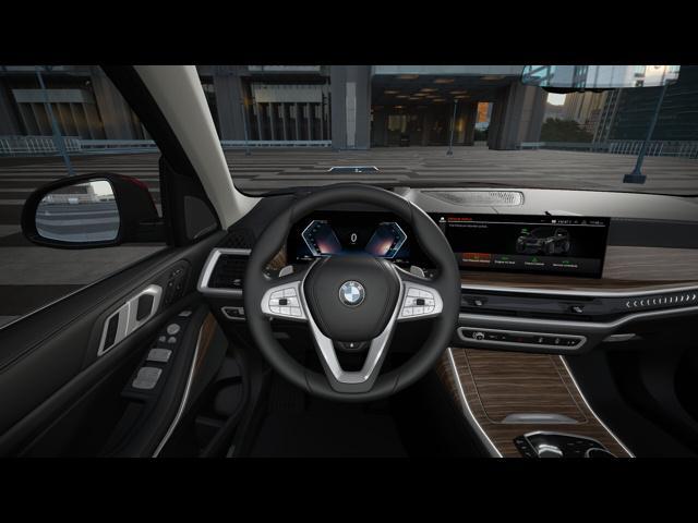 new 2025 BMW X7 car, priced at $91,685