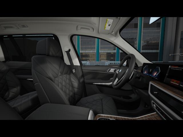 new 2025 BMW X7 car, priced at $91,685