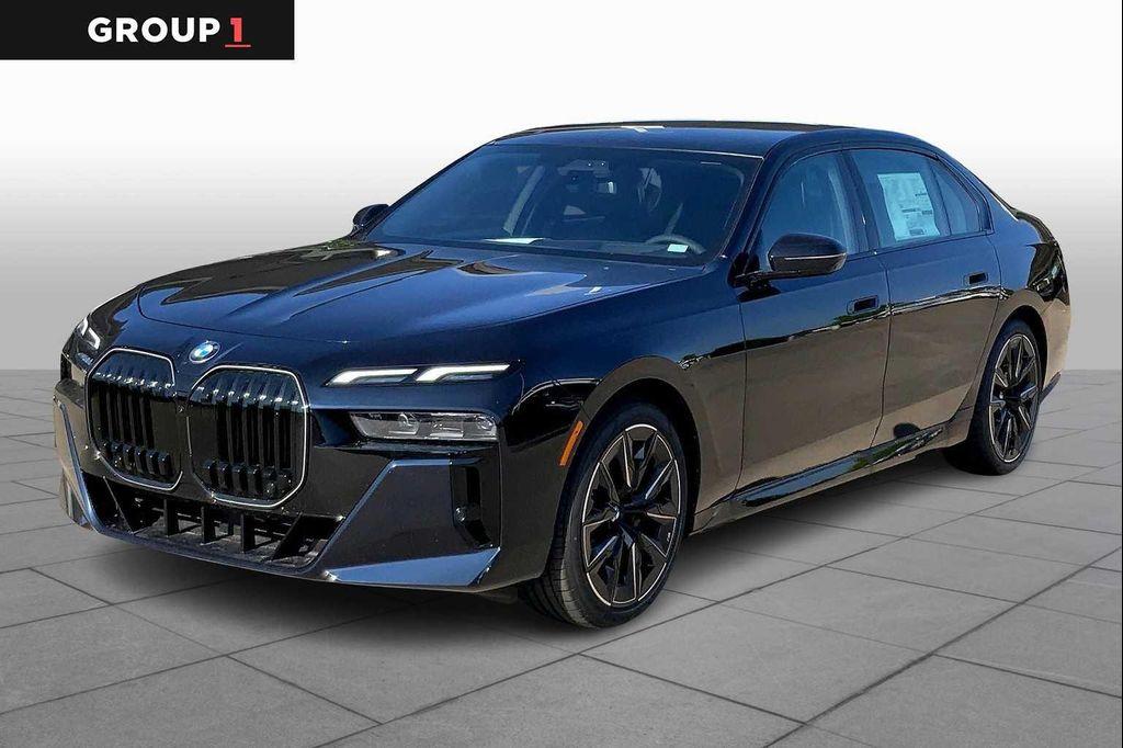 new 2025 BMW 760 car, priced at $132,700