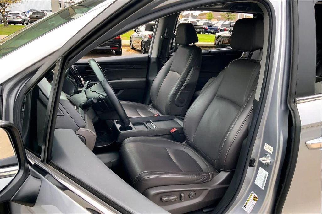 used 2022 Honda Odyssey car, priced at $31,990