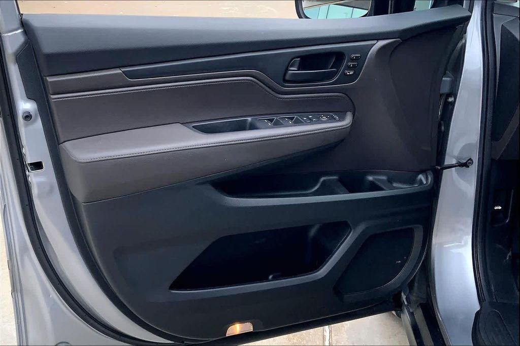 used 2022 Honda Odyssey car, priced at $31,990