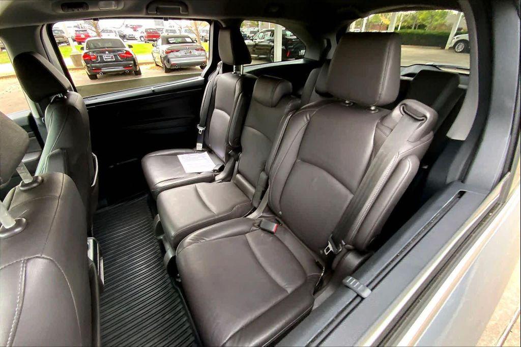 used 2022 Honda Odyssey car, priced at $31,990