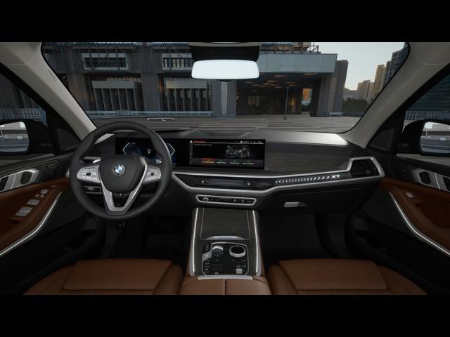 new 2025 BMW X7 car, priced at $94,885