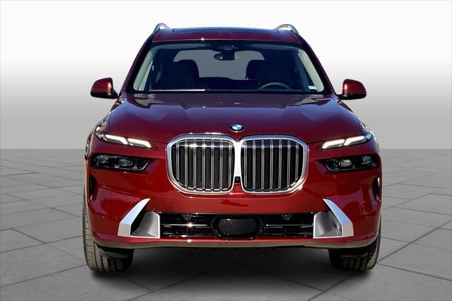 new 2025 BMW X7 car, priced at $97,320