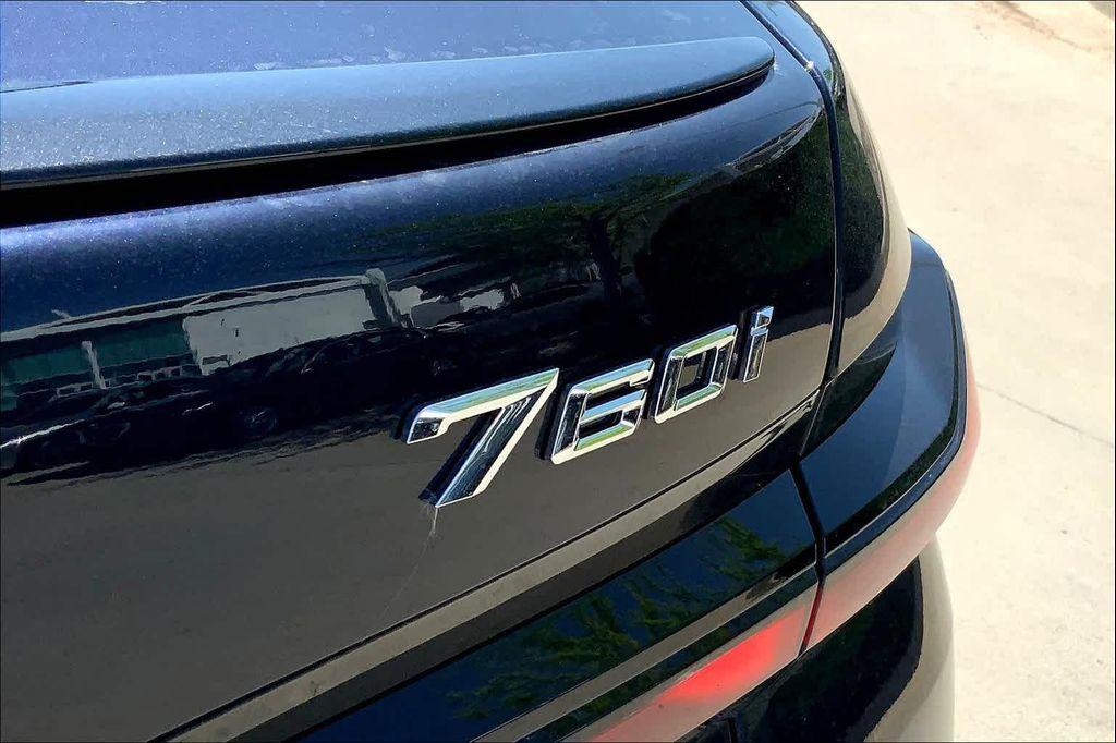 new 2025 BMW 760 car, priced at $133,990