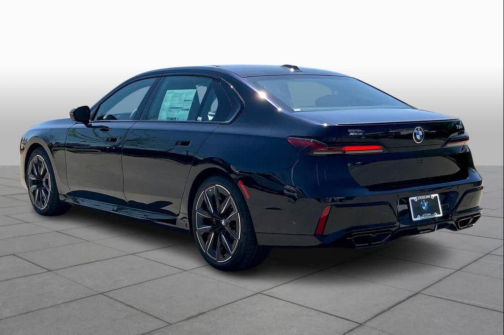 new 2025 BMW 760 car, priced at $133,990