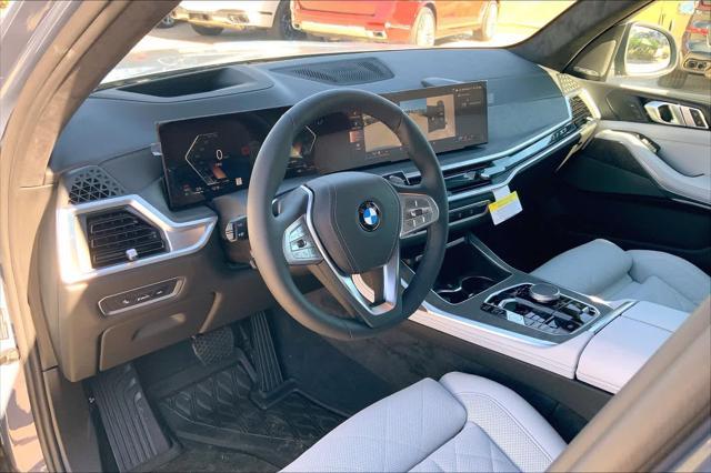 new 2025 BMW X7 car, priced at $94,485