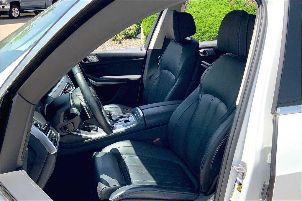 used 2022 BMW X7 car, priced at $43,990