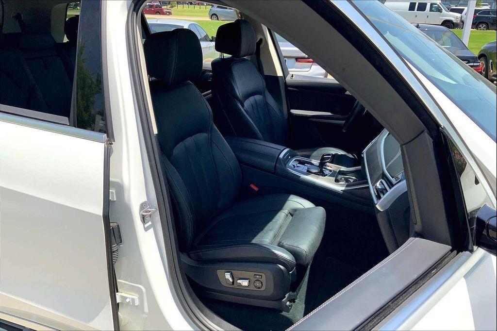 used 2022 BMW X7 car, priced at $43,990
