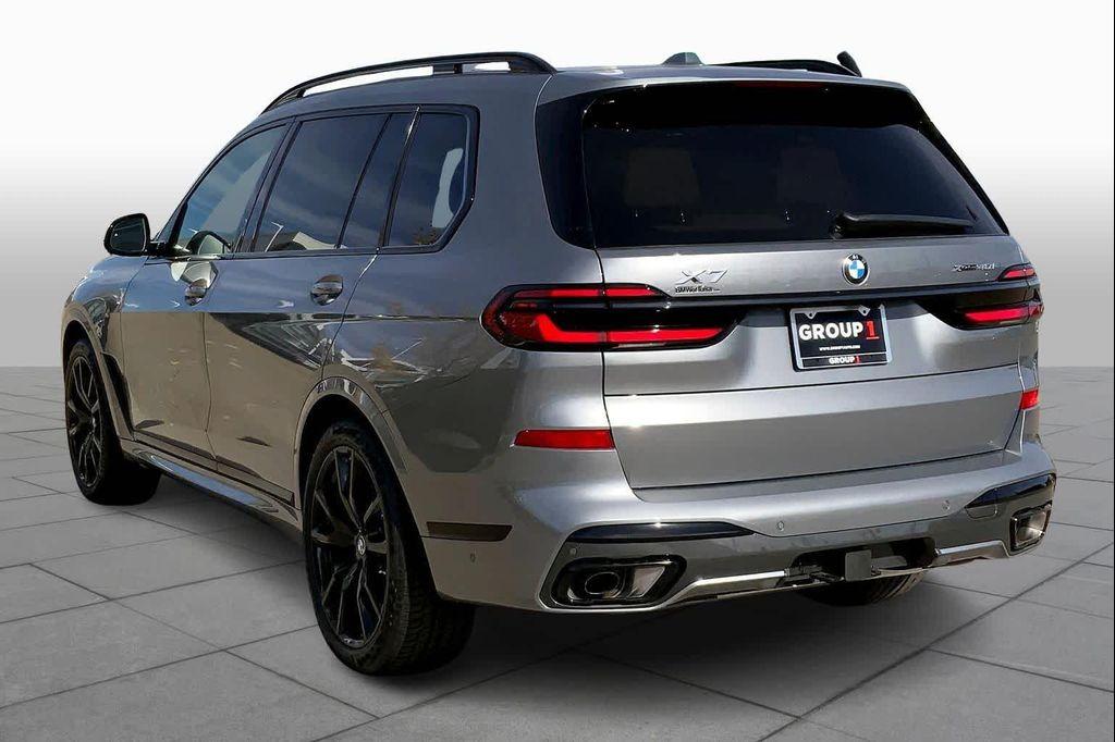 new 2026 BMW X7 car, priced at $101,430