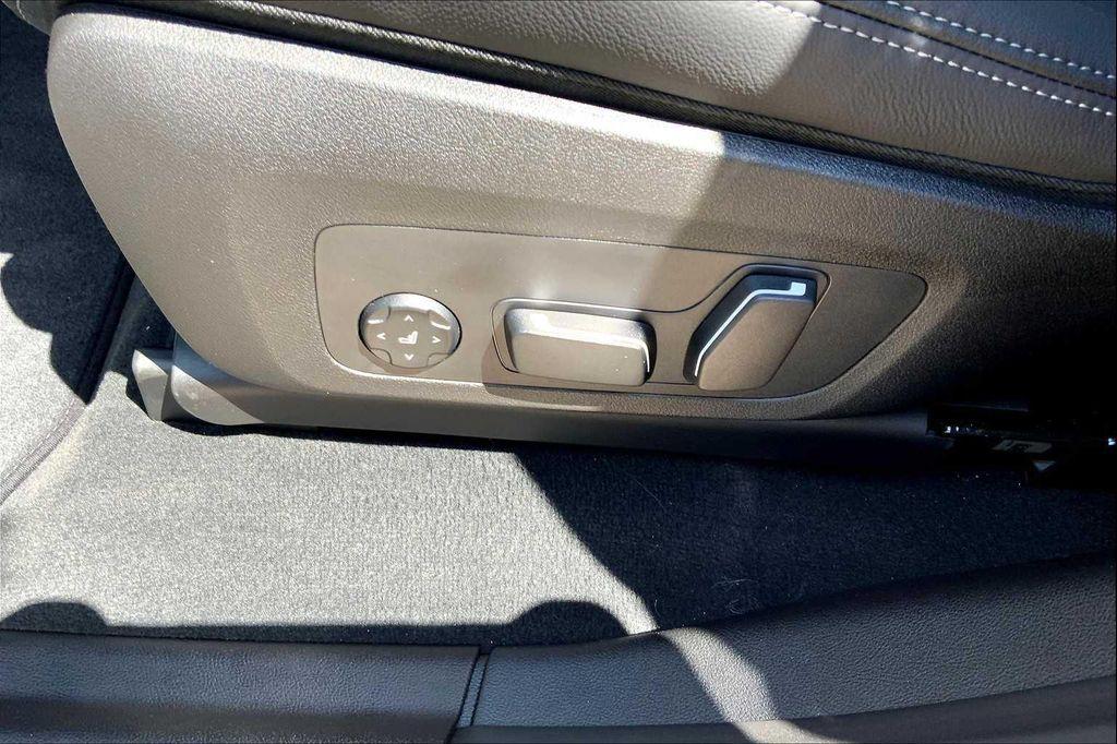 new 2025 BMW X4 car, priced at $65,820