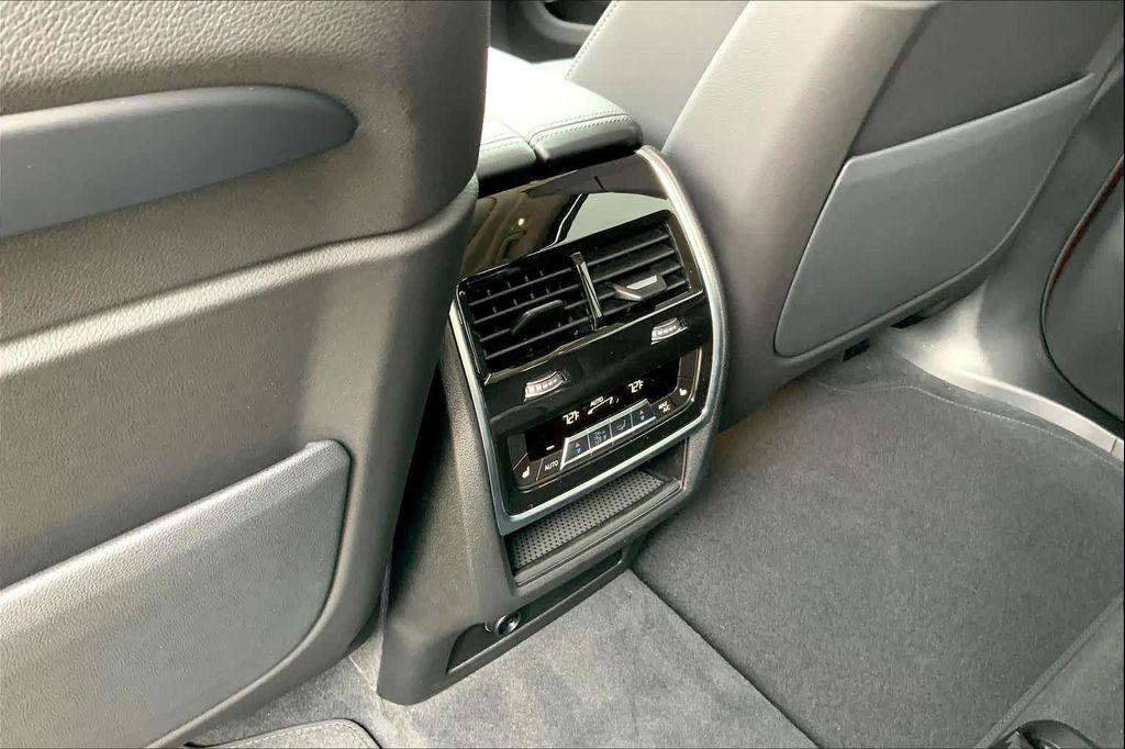 new 2025 BMW X7 car, priced at $82,990