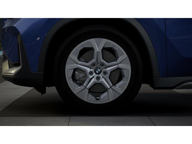 new 2025 BMW X1 car, priced at $43,900