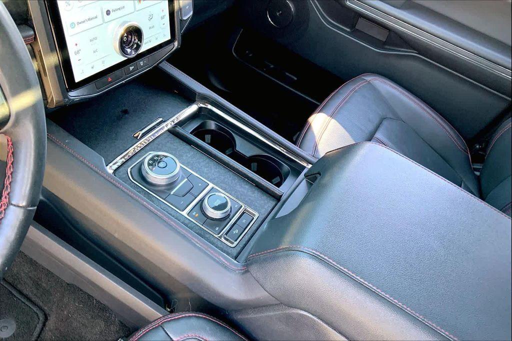 used 2022 Ford Expedition car, priced at $45,999