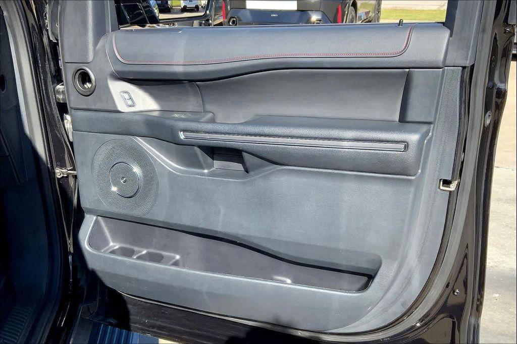 used 2022 Ford Expedition car, priced at $45,999