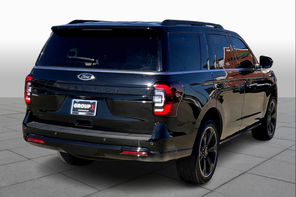 used 2022 Ford Expedition car, priced at $45,999