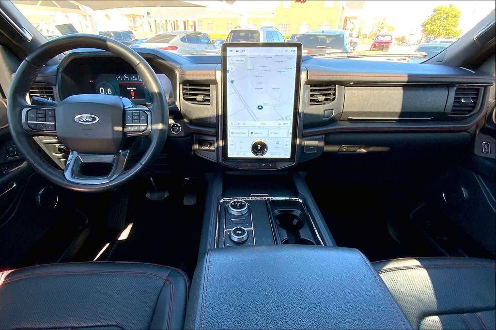 used 2022 Ford Expedition car, priced at $45,999