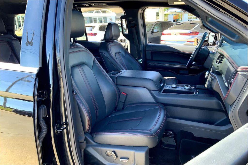 used 2022 Ford Expedition car, priced at $45,999