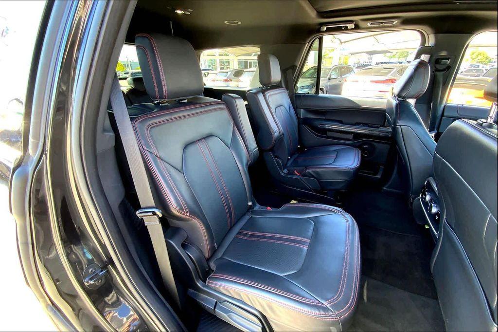 used 2022 Ford Expedition car, priced at $45,999