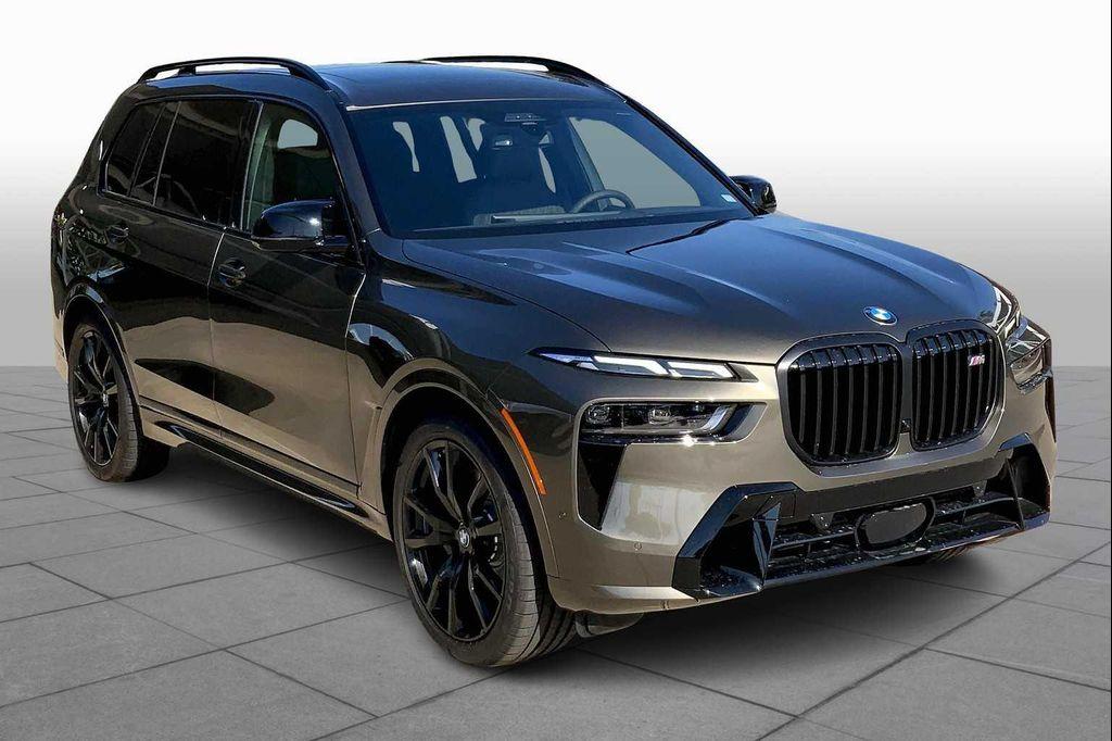 new 2026 BMW X7 car, priced at $121,135