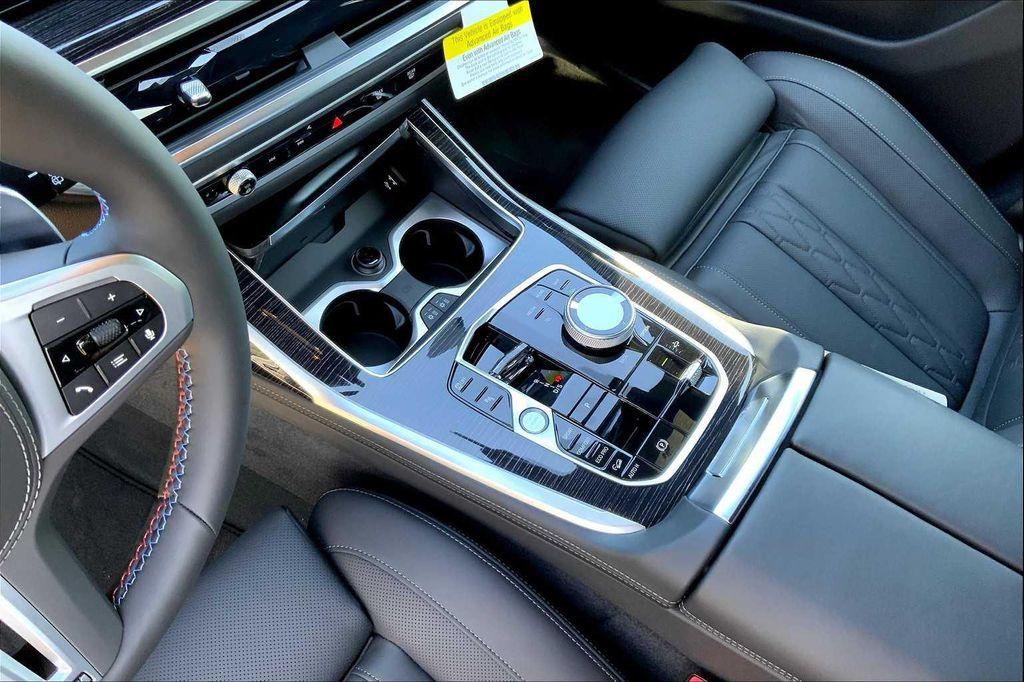 new 2026 BMW X7 car, priced at $121,135