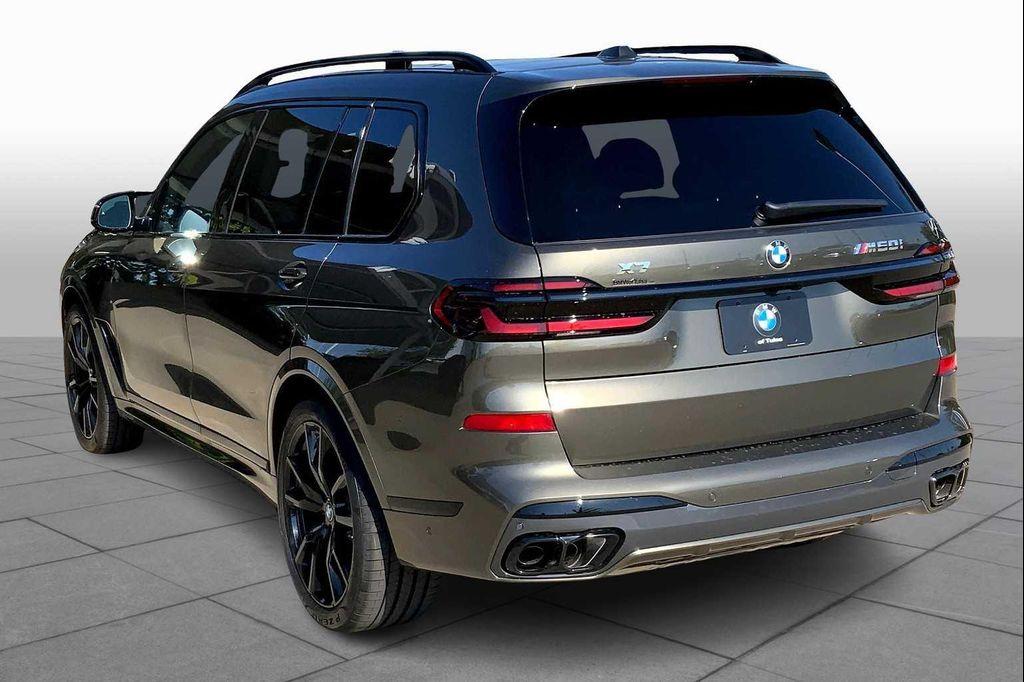 new 2026 BMW X7 car, priced at $121,135