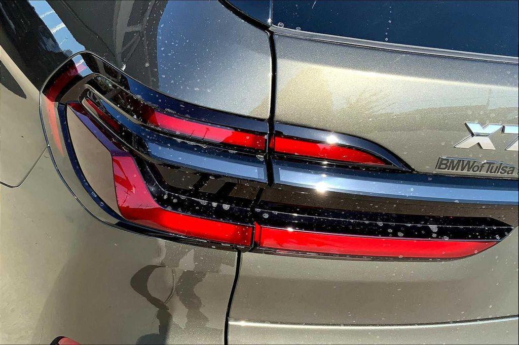 new 2026 BMW X7 car, priced at $121,135
