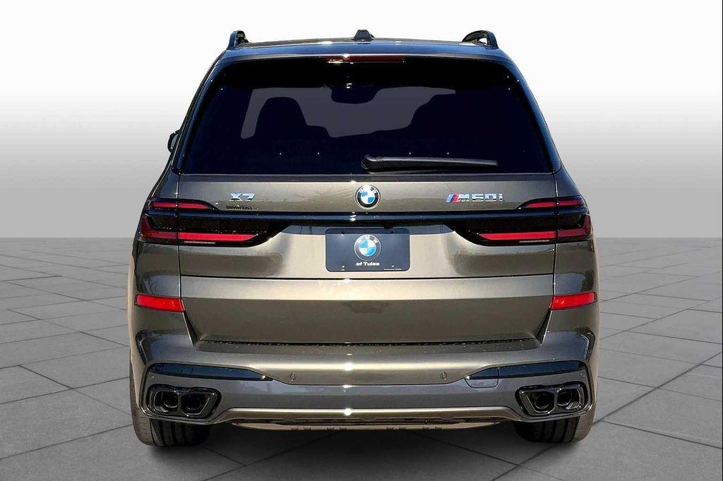 new 2026 BMW X7 car, priced at $121,135