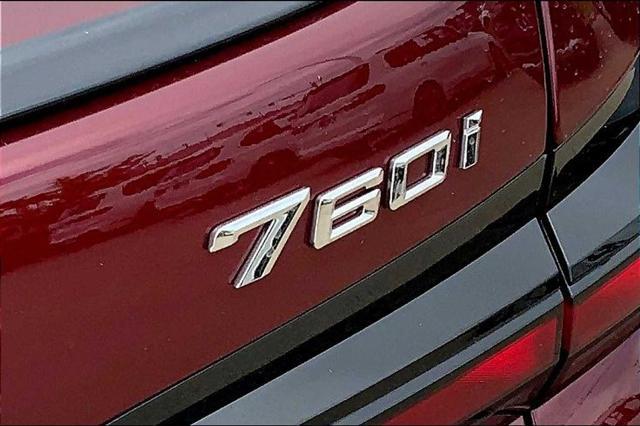 new 2025 BMW 760 car, priced at $129,700