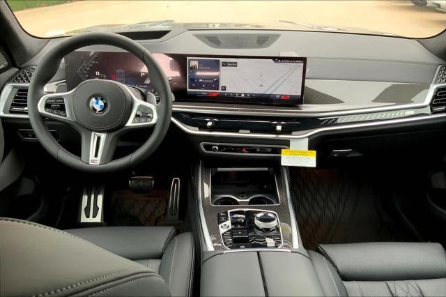 new 2025 BMW X7 car, priced at $123,035