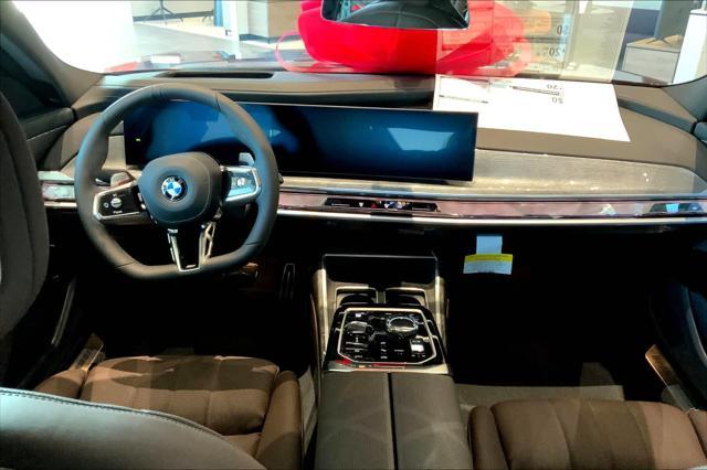 new 2025 BMW 760 car, priced at $131,500